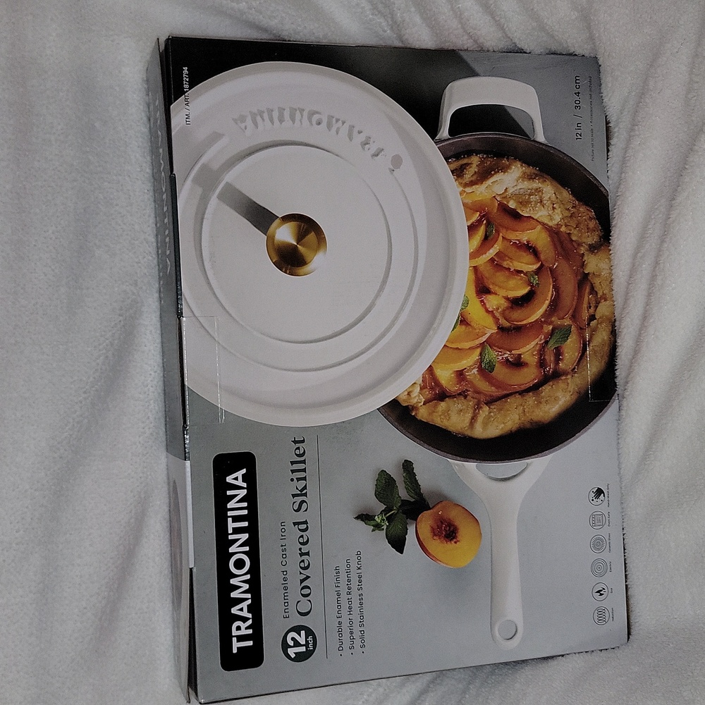Tramontina 12 Inch Enameled Cast Iron Skillet & Covered Lid • White / Gold • New